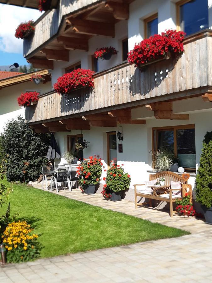 Haus Roland Lägenhet Zell am Ziller Exteriör bild