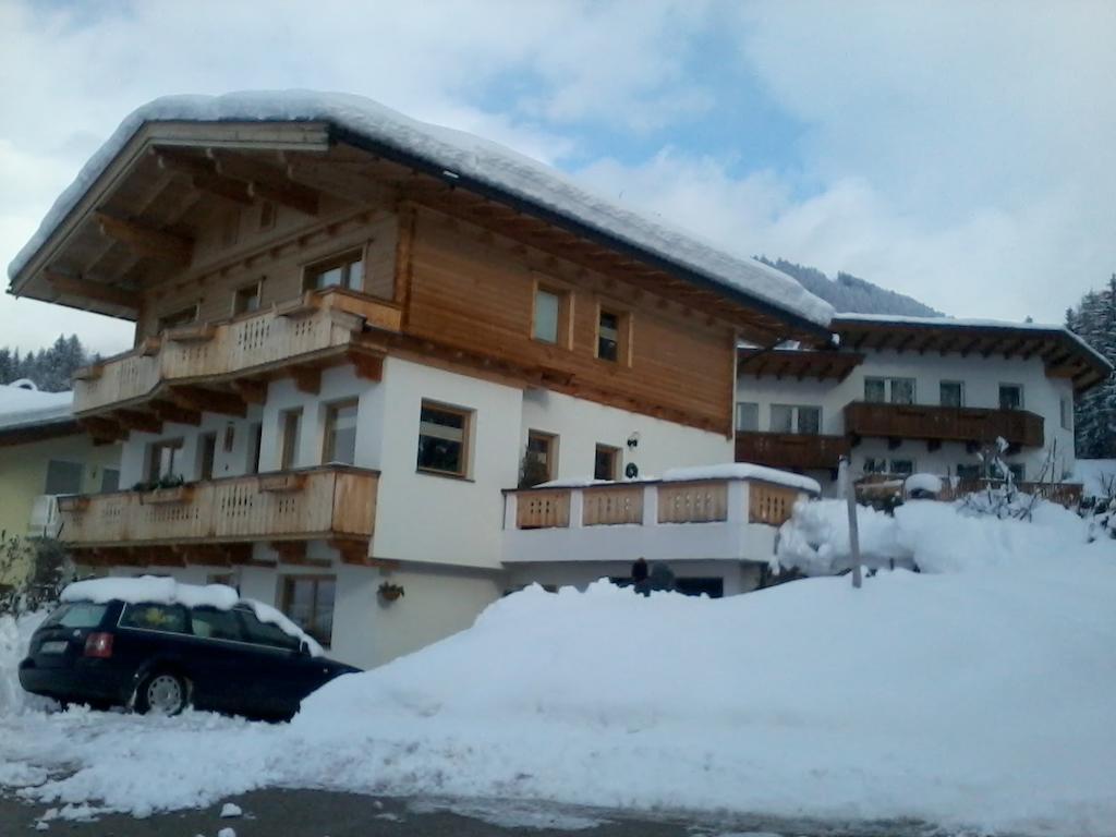 Haus Roland Lägenhet Zell am Ziller Exteriör bild